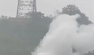 直升机坠落3人遇难