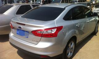 新福克斯三厢怎么样